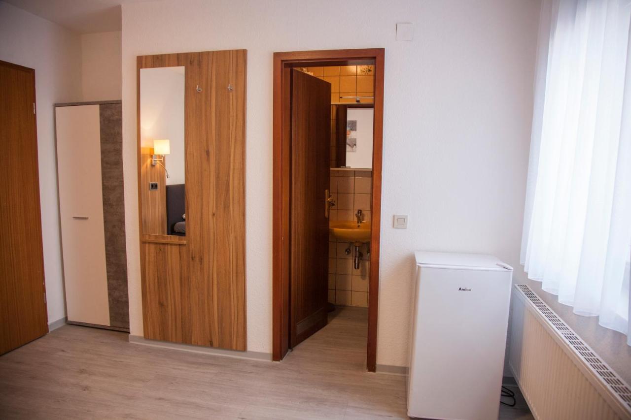 Linden  Gaestehaus Haeuser المظهر الخارجي الصورة